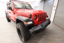 2020 Jeep Gladiator Sport Altitude 4x4 4dr Crew Cab 5.0 ft. SB - photothumb 6