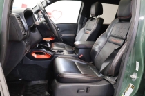 2023 Nissan Frontier PRO 4X 4x4 4dr Crew Cab 5 ft. SB - photothumb 11
