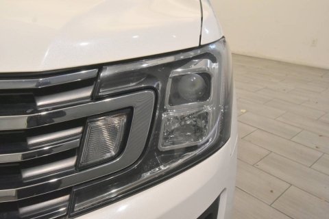 2021 Ford Expedition XLT 4x4 4dr SUV