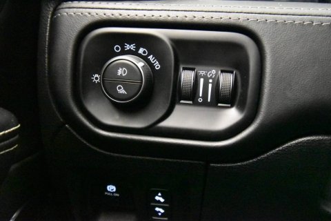 2022 RAM 1500 Limited 4x4 4dr Crew Cab 5.6 ft. SB Pickup