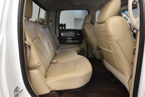 2015 RAM 1500 Laramie 4x4 4dr Crew Cab 5.5 ft. SB Pickup