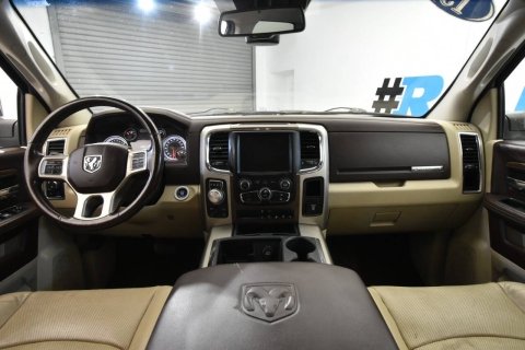 2015 RAM 1500 Laramie 4x4 4dr Crew Cab 5.5 ft. SB Pickup