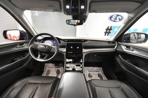 2023 Jeep Grand Cherokee Limited 4x4 4dr SUV