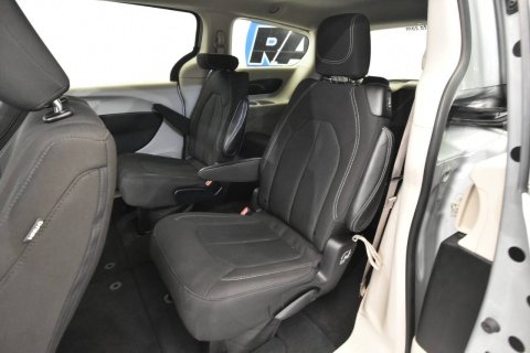 2023 Chrysler Voyager LX 4dr Mini Van