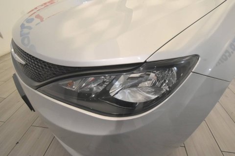 2023 Chrysler Voyager LX 4dr Mini Van