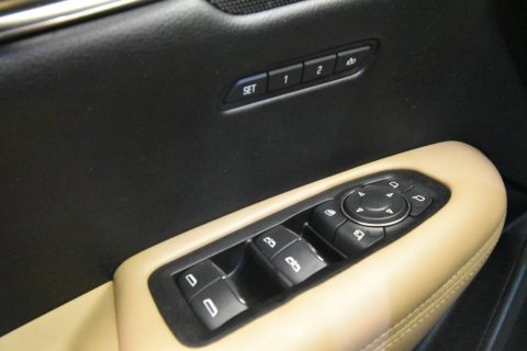 2017 Cadillac XT5 Platinum 4x4 4dr SUV